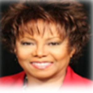 Meet your Posher, Lyn